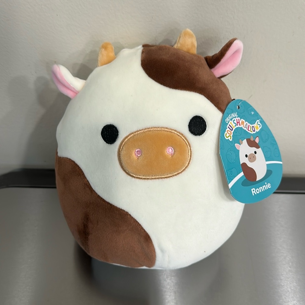 Squishmallow Ronnie 8 inch